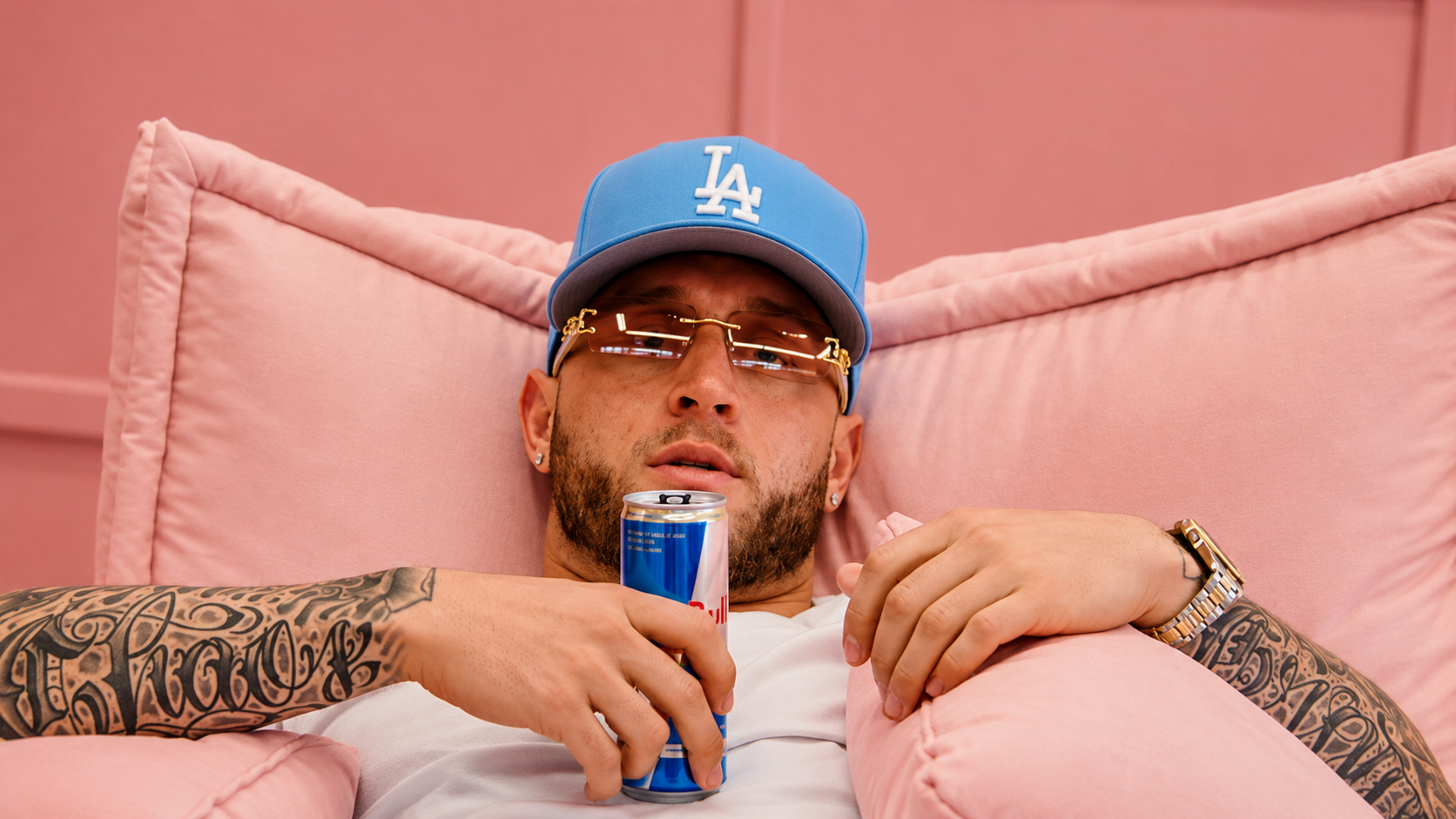 The Surreal Life — Chet Hanks Reflects on Family, Identity and Public Perception